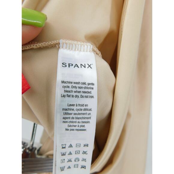 Spanx Women's Champagne Beige Mid Thigh Shaping Shorts Size Large - Picture 6 of 9